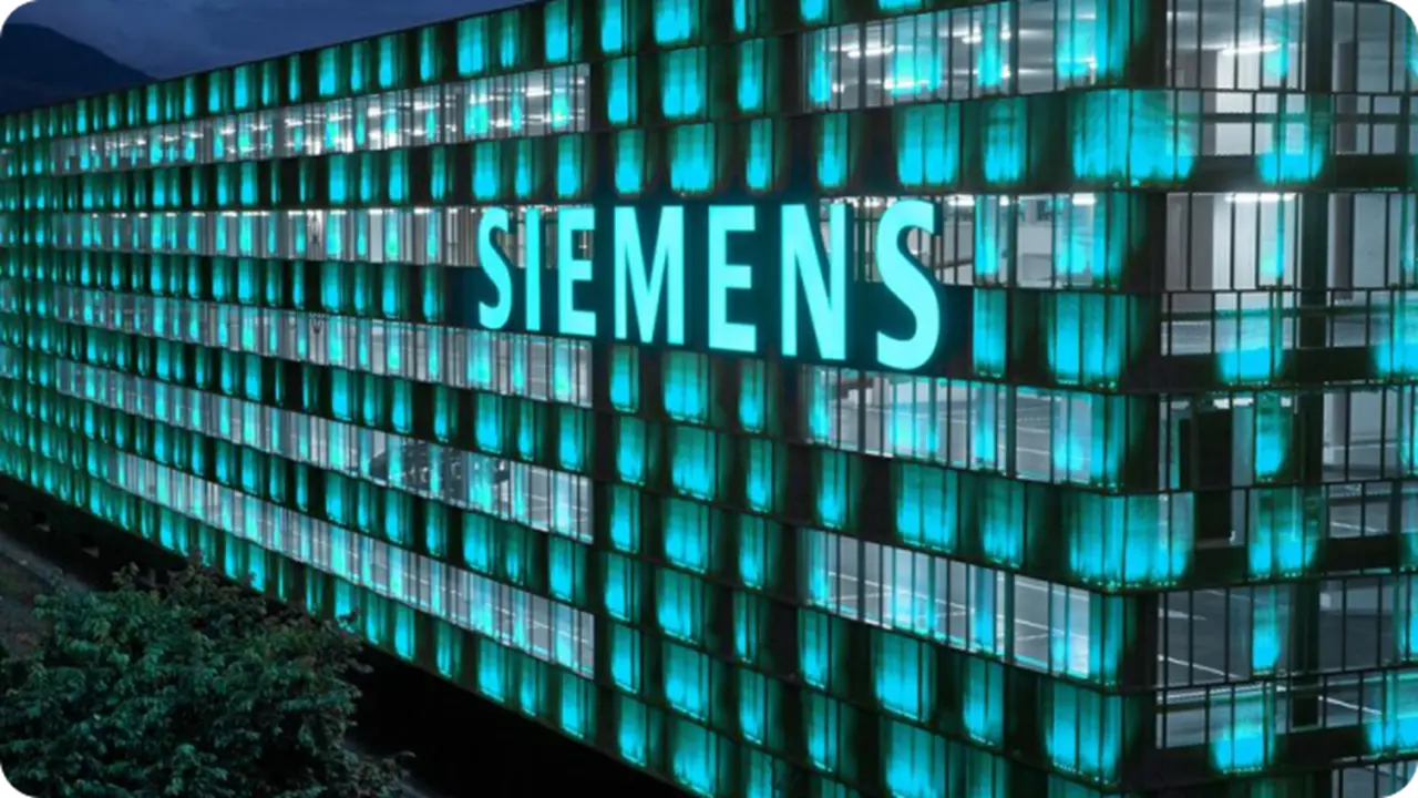Siemens off Campus Drive 2025